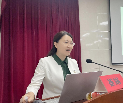 崔娟,济南市医院感染管理医疗质量控制中心主任,山东省公共卫生临床